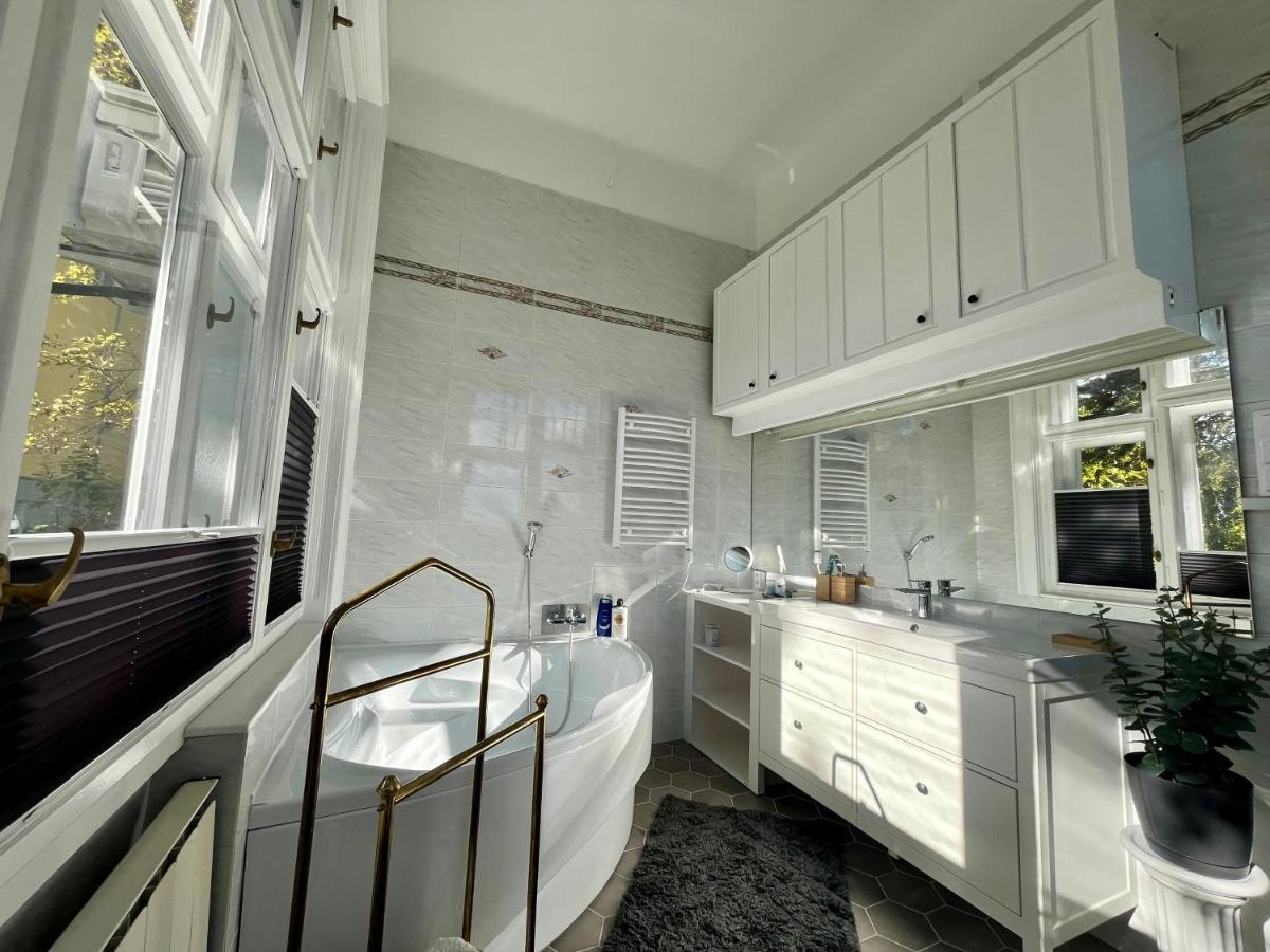 Hillside Luxury Residence Budapest With Free Garage 외부 사진